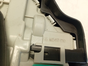 AUDI A3 8V (2012–2020) Front door lock M15417C00 - 5