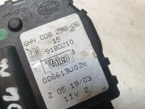 Opel Vectra C (2002–2008) Salongi soojenduse klapi mootor 6NN008298 - 4