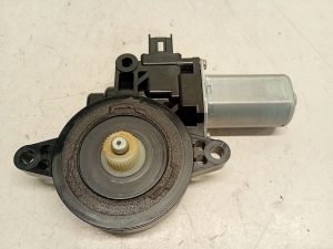 Fensterhebermotor vorne - CM012020