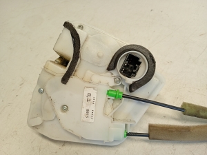 Mazda 3 (2009–2013) Front door lock F97G16L2 - 2
