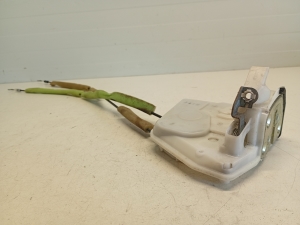 Mazda 3 (2009–2013) Front door lock F97G16L2 - 3