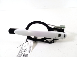   Front door external opening handle and its details  - 5716A013WB 