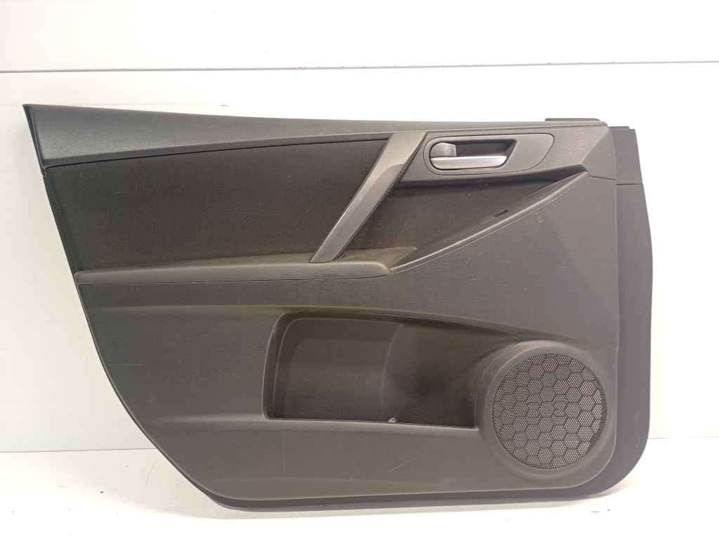Mazda 3 (2009–2013) Front door panel and its parts BBP3684N1 Mazda 3 (2009–2013) Front door panel and its parts BBP3684N1