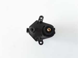 RENAULT Laguna I (1993–2001) Salongi soojenduse klapi mootor 9094802545 - 3