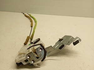 Mazda 3 (2009–2013) Esiukse lukk E0044 - 2