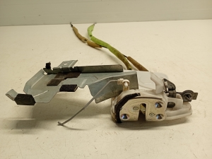 Mazda 3 (2009–2013) Esiukse lukk E0044 - 4
