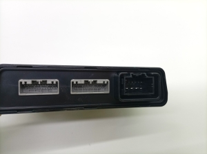 Tesla Model S S (2012–2026) Front door control unit 100310100C - 5