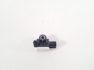 Mitsubishi Outlander (2012–2021) Airbagsensor 8651A166 - 3
