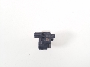 Mitsubishi Outlander (2012–2021) Airbag sensor 8651A165 - 3