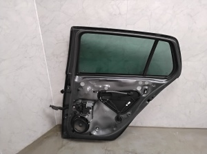 Volkswagen Golf VII (2012–2026) Rear side doors - 7