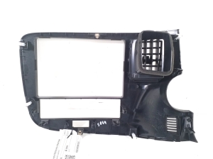 Mitsubishi Outlander (2012–2021) Dashboard trim 8002C896 - 2
