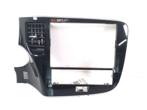 Dashboard trim - 8002C896