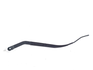 Mitsubishi Outlander (2012–2021) Windshield wiper arm 8250A587 - 2