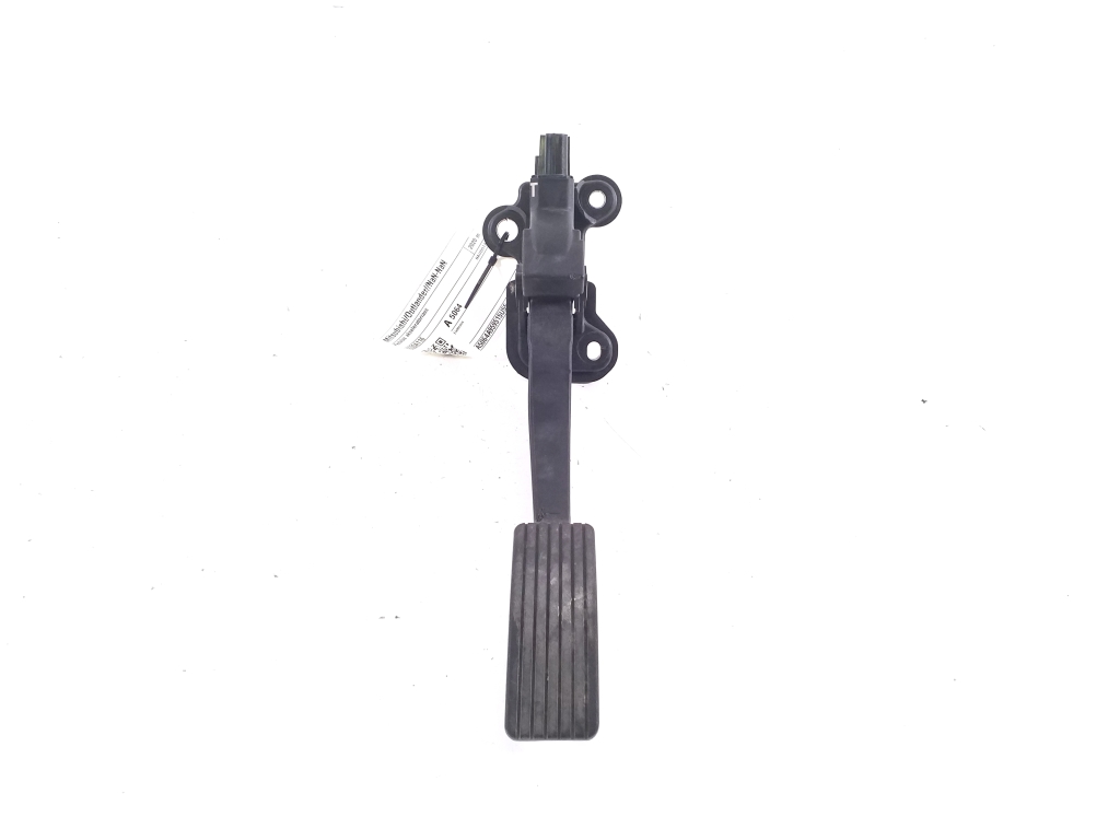 Mitsubishi Outlander (2012–2021) Gaspedal 1600A116 Mitsubishi Outlander (2012–2021) Gaspedal 1600A116