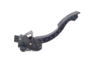 Mitsubishi Outlander (2012–2021) Gaspedal 1600A116 - 4