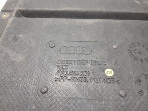 AUDI A6 C8 (2018–2025) Front underbody protection 4K0825209E - 5