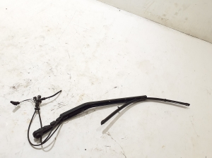 AUDI A6 C8 (2018–2025) Windshield wiper arm 4K1955405C - 3