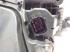AUDI A6 C8 (2018–2025) Esituli 4K0941040 - 6