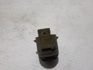 AUDI A6 C8 (2018–2025) PDC-Sensor vorne 5Q1919275A - 3