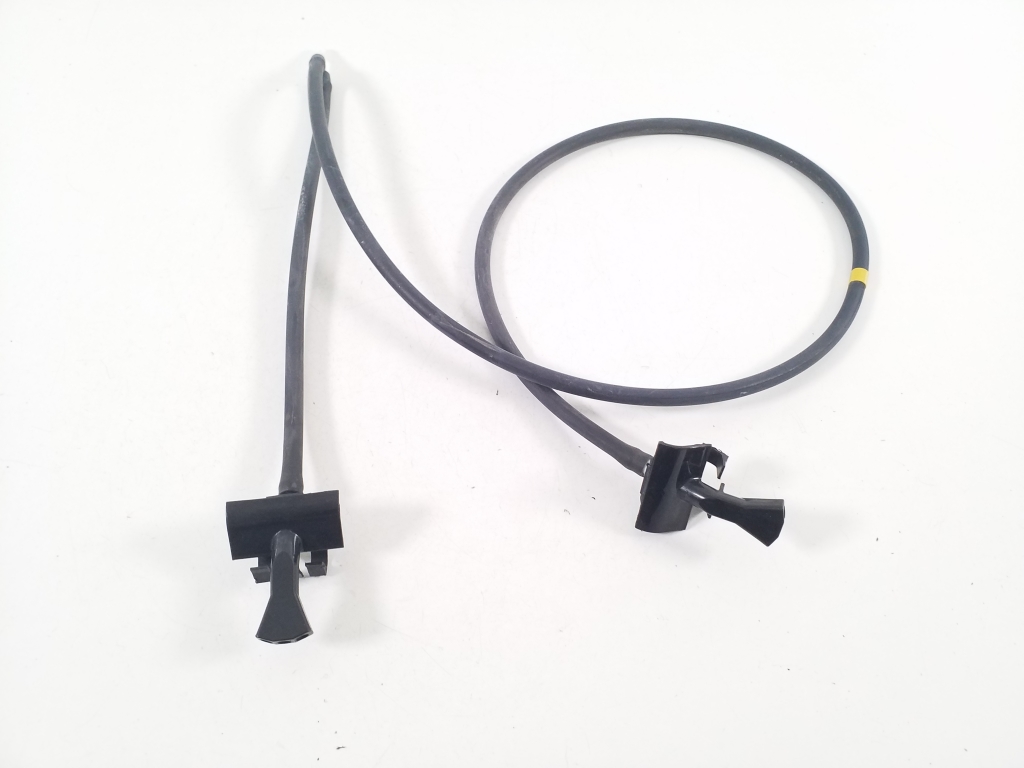 Mitsubishi Outlander (2012–2021) Windshield washer nozzle Mitsubishi Outlander (2012–2021) Windshield washer nozzle