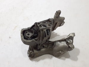 AUDI A6 C8 (2018–2025) Motorlager 4M0199371B - 3