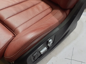BMW X6 G06 / F96 (2019–2026) Salons un tā detaļas - 3
