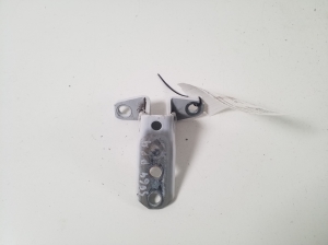 Front door lower hinge - 5702A063