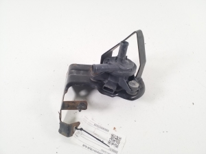 Auxiliary water pump - 9499B791