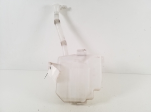 Mitsubishi Outlander (2012–2021) Front washer fluid reservoir 8260A560 - 3