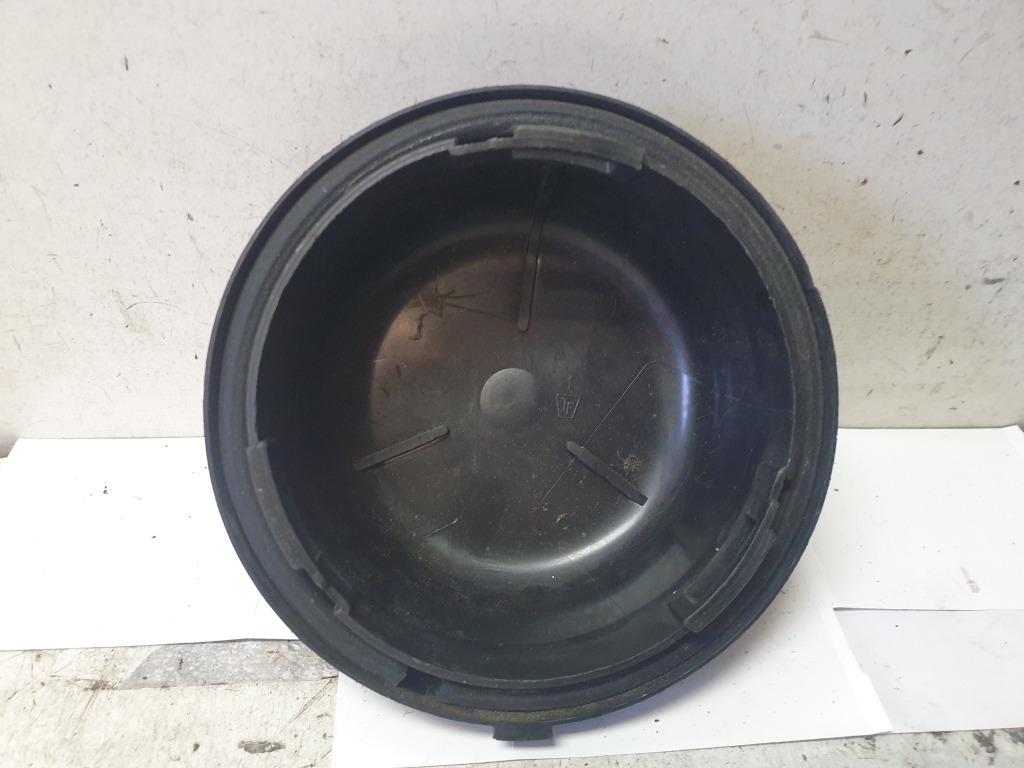 Volkswagen Passat B3 (1988–1993) Esitule kate 67722750 Volkswagen Passat B3 (1988–1993) Esitule kate 67722750