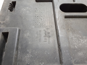 RENAULT Master II (1998–2010) Batteriehalter 8200544772 - 2