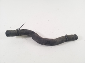   Radiator hose  - 1370A665 