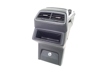 AUDI e-tron SUV (2018–2026) Center console - 4