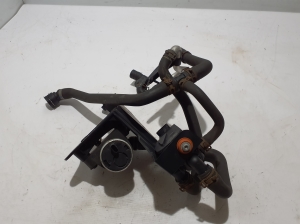   Pompe à eau auxiliaire  - 05L965567 