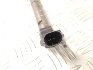 Injecteur de carburant - 057130277AM