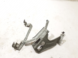 AUDI A6 C8 (2018–2025) Front fender bracket 4K0821132 - 4