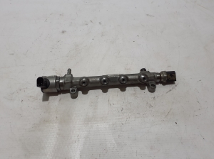   Tuyau de carburant haute pression  - 05L130089A 