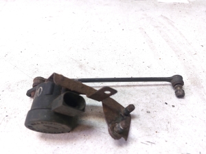 Mercedes Benz E-Class W210 (1995–2002) Niveausensor vorne 0105427517 - 2