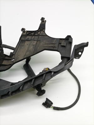 AUDI A5 (2007–2016) Headlight bracket 1301073053 - 2