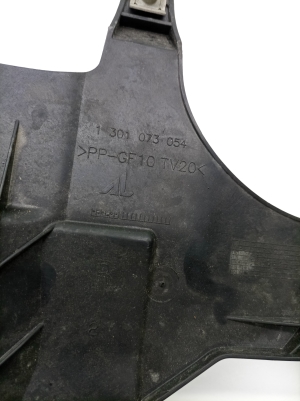 AUDI A4 B8 (2007–2016) Scheinwerferhalter 1301073054 - 4