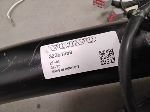 VOLVO XC60 (2017–2026) Tow hitch 32351369 - 4