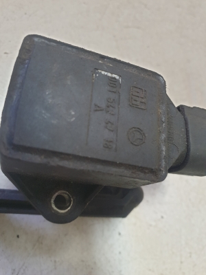 Mercedes Benz A-Class 168 (1997–2004) Front ride height sensor 0015424718A - 3