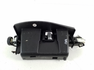 AUDI A4 B8 (2007–2016) Jack 8K0011031D - 2