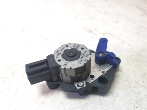 Opel Omega B (1994–2003) Salongi soojenduse klapi mootor 090512501 - 2