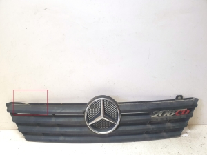 Front grille - A9018800085