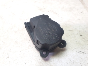Mercedes Benz A-Class 168 (1997–2004) Salongi soojenduse klapi mootor A1688204242 - 4