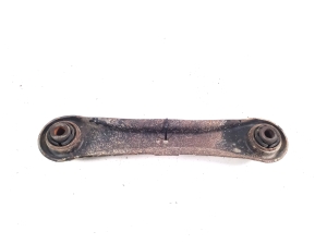  Rear axle link  - 4117A053 