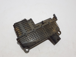 RENAULT Clio II (1998–2005) Õhufiltri korpus 8200089030 - 4
