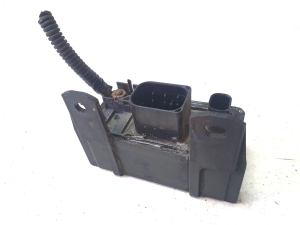 Mercedes Benz Vito 638 (1996–2003) Glow plug relay - 3