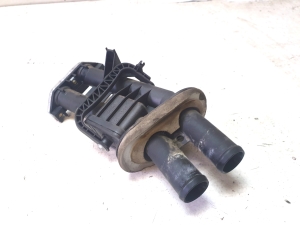Mercedes Benz Sprinter 902 (2000–2006) Wasserregelventil Heizung 013225 - 2